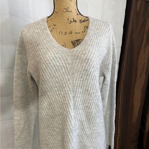 Liz Claiborne Size L sweater with scarf light gray with glitter.